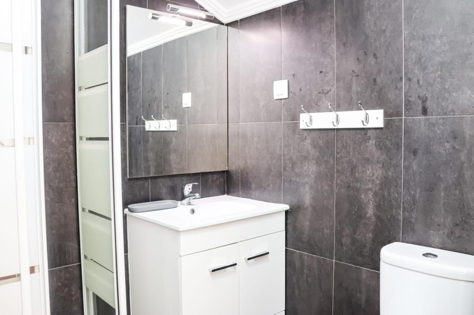 Residencia Queiros - Apartamento T1 Lissabon Buitenkant foto